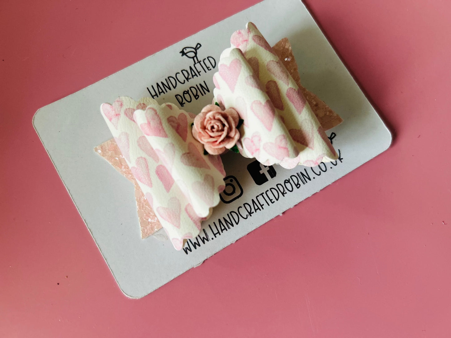 Pink Watercolour Hearts Double Scallop Bow