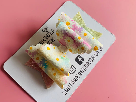 Rainbow Daisy Double Scallop