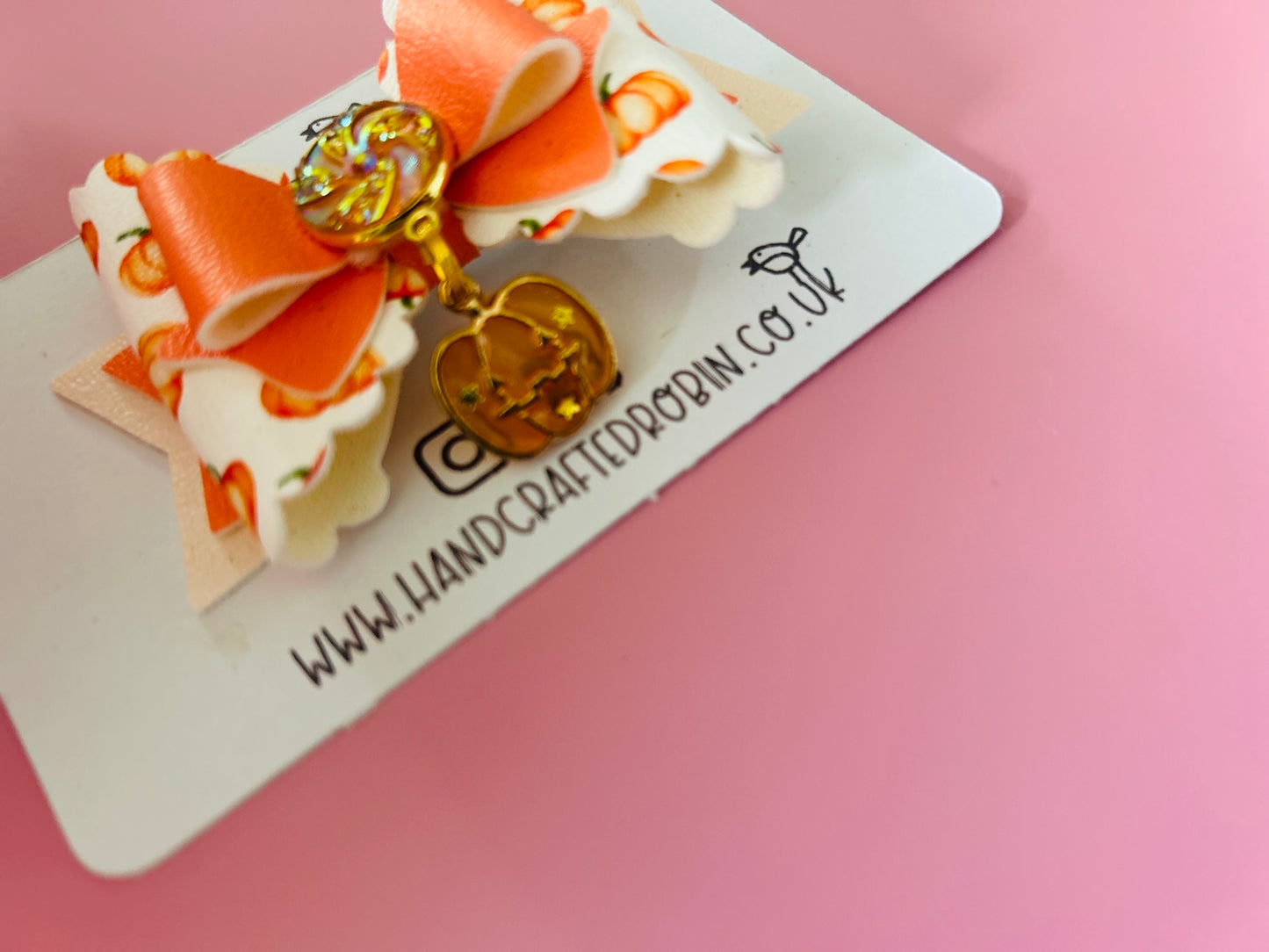 Pumpkins Scallop Bow