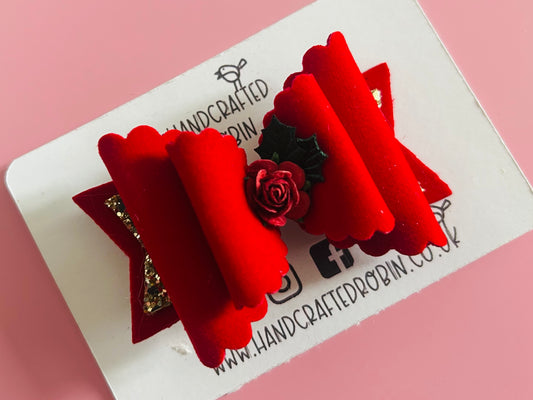 Red Rose scallop Bow