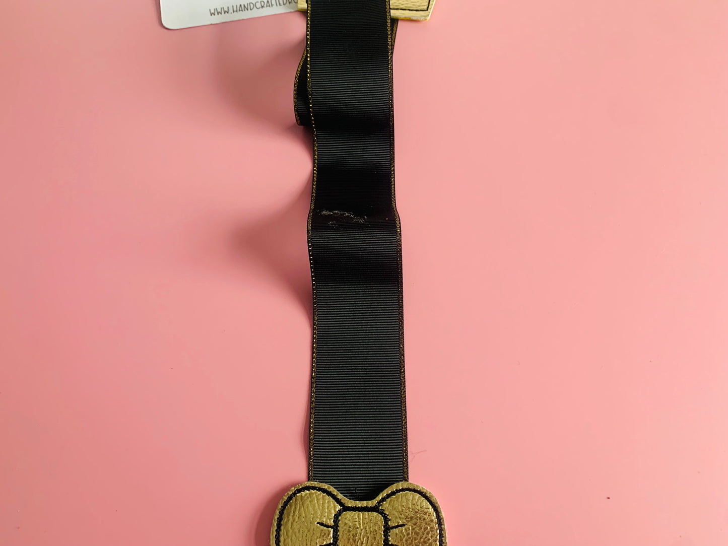 Perfume Bow Holder