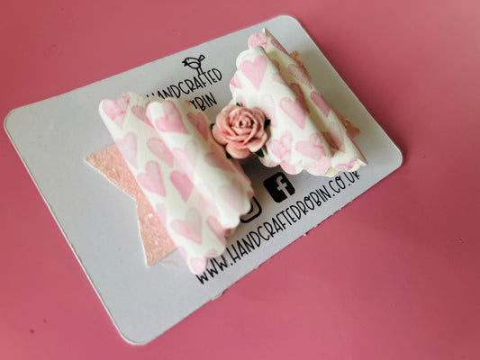 Pink Watercolour Hearts Double Scallop Bow